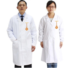 Uniformes médicaux blancs de gommage de coton pour le docteur